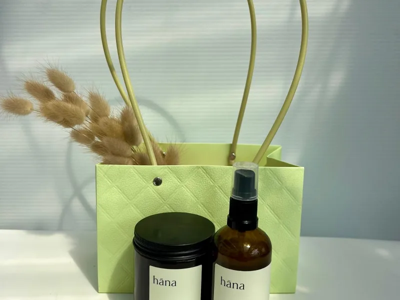 GLOW & FRESHEN GIFT PACK