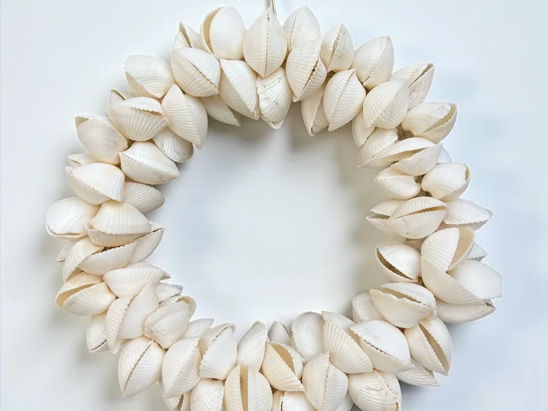 SHELL ARCA WREATH LARGE
