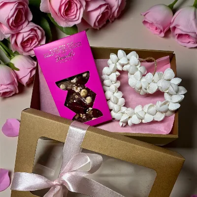 Special – Chocolate & Shell Heart